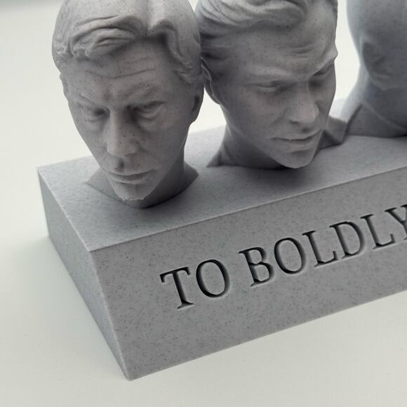 "To Boldy Go" Star Trek TOS Kirk, Spock, McCoy desktop statue - Picture 10 of 11